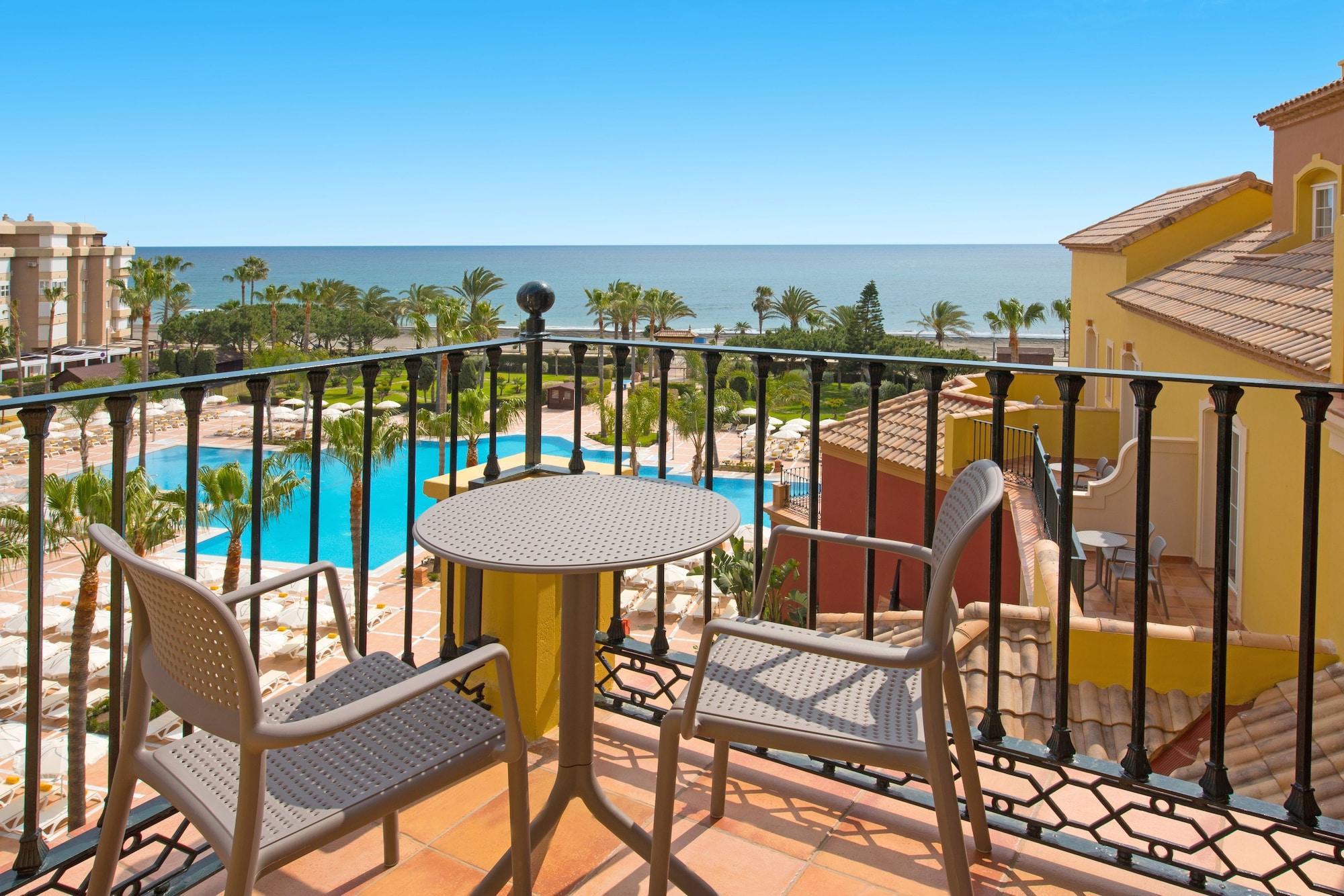 Отель Iberostar Malaga Playa Торрокс-Коста Экстерьер фото